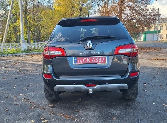 Рено Колеос 2013 в Новоархангельске на Automoto.ua Серый Рено Колеос, объемом двигателя 2 л и пробегом 161 тыс. км за 13300 $, фото 6 на Automoto.ua
