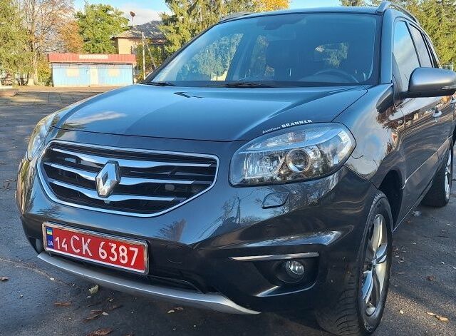 Рено Колеос 2013 в Новоархангельске на Automoto.ua Серый Рено Колеос, объемом двигателя 2 л и пробегом 161 тыс. км за 13300 $, фото 17 на Automoto.ua