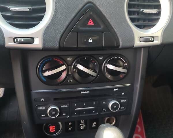 Рено Колеос 2013 в Житомире на Automoto.ua Серый Рено Колеос, объемом двигателя 2 л и пробегом 252 тыс. км за 9500 $, фото 4 на Automoto.ua