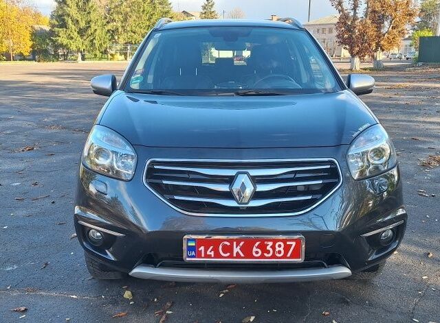 Рено Колеос 2013 в Новоархангельске на Automoto.ua Серый Рено Колеос, объемом двигателя 2 л и пробегом 161 тыс. км за 13300 $, фото 18 на Automoto.ua