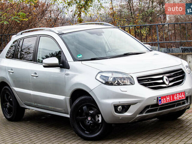 Серый Рено Колеос, объемом двигателя 2 л и пробегом 97 тыс. км за 13900 $, фото 3 на Automoto.ua