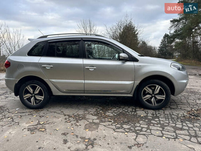 Серый Рено Колеос, объемом двигателя 2.49 л и пробегом 137 тыс. км за 13200 $, фото 17 на Automoto.ua