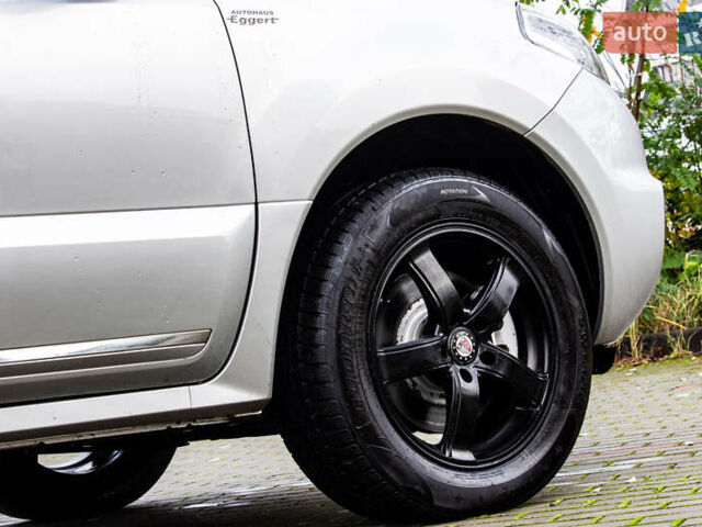 Серый Рено Колеос, объемом двигателя 2 л и пробегом 97 тыс. км за 13900 $, фото 17 на Automoto.ua