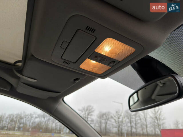 Серый Рено Колеос, объемом двигателя 2.5 л и пробегом 176 тыс. км за 14000 $, фото 43 на Automoto.ua