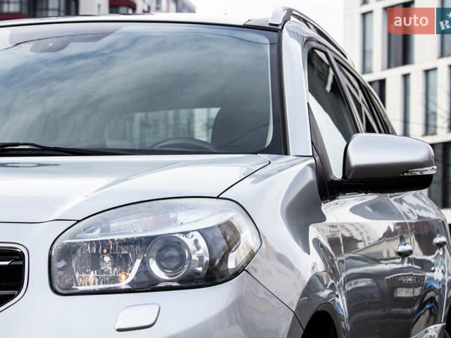 Серый Рено Колеос, объемом двигателя 2 л и пробегом 97 тыс. км за 13900 $, фото 13 на Automoto.ua