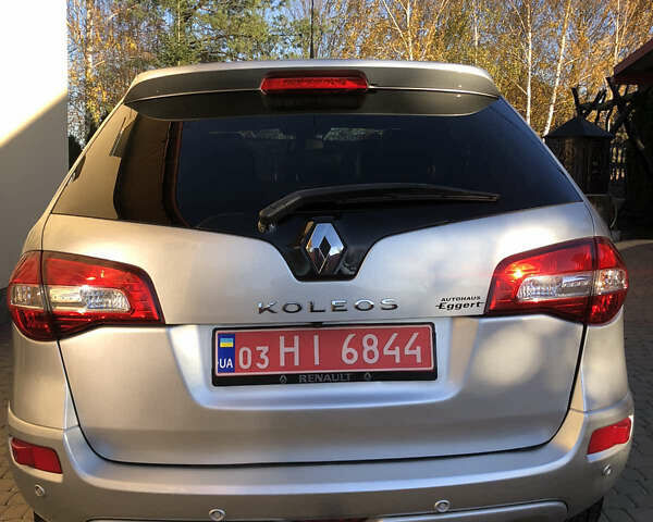 Сірий Рено Колеос, об'ємом двигуна 2 л та пробігом 96 тис. км за 13550 $, фото 5 на Automoto.ua