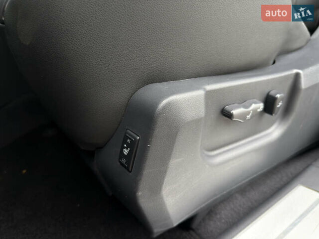 Серый Рено Колеос, объемом двигателя 2.5 л и пробегом 176 тыс. км за 14000 $, фото 33 на Automoto.ua