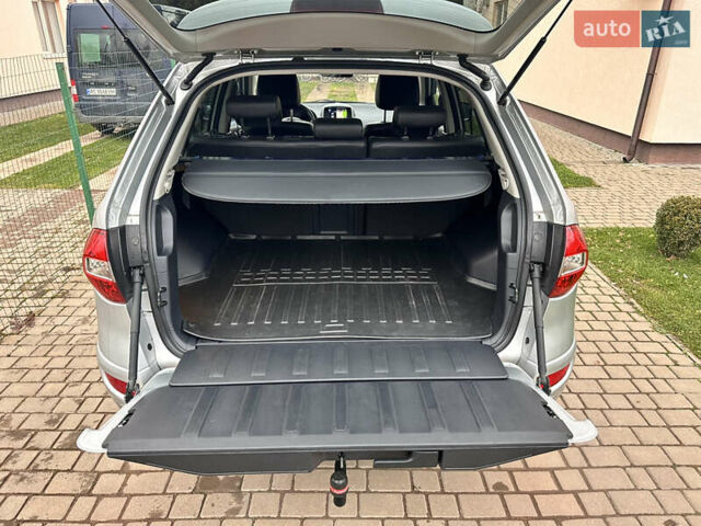 Серый Рено Колеос, объемом двигателя 2.49 л и пробегом 137 тыс. км за 13200 $, фото 14 на Automoto.ua