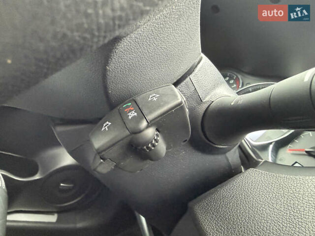 Серый Рено Колеос, объемом двигателя 2.5 л и пробегом 176 тыс. км за 14000 $, фото 42 на Automoto.ua