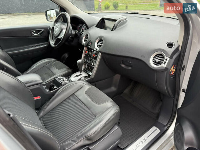 Сірий Рено Колеос, об'ємом двигуна 2 л та пробігом 89 тис. км за 13350 $, фото 9 на Automoto.ua