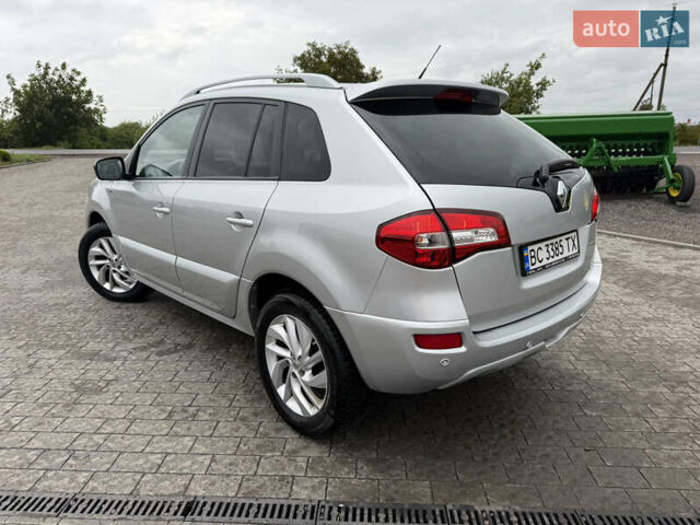 Сірий Рено Колеос, об'ємом двигуна 2 л та пробігом 89 тис. км за 13350 $, фото 6 на Automoto.ua