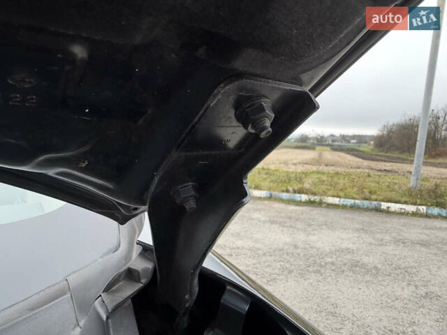 Серый Рено Колеос, объемом двигателя 2.5 л и пробегом 176 тыс. км за 14000 $, фото 67 на Automoto.ua