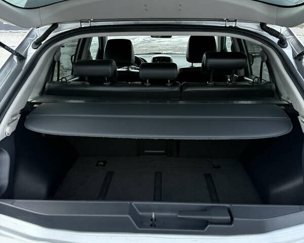 Сірий Рено Колеос, об'ємом двигуна 2 л та пробігом 90 тис. км за 12950 $, фото 11 на Automoto.ua