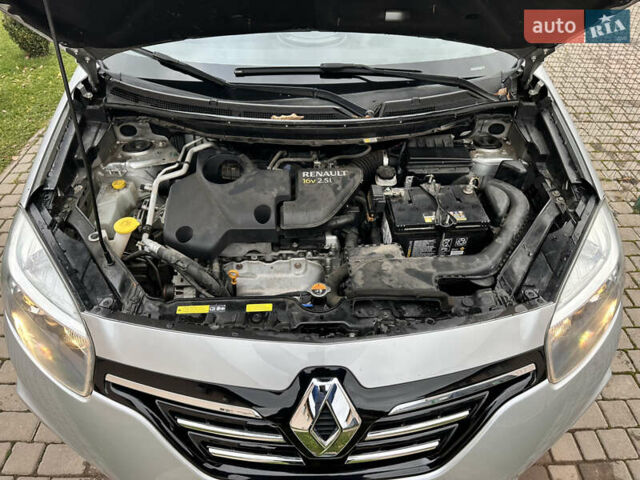 Серый Рено Колеос, объемом двигателя 2.49 л и пробегом 137 тыс. км за 13200 $, фото 7 на Automoto.ua