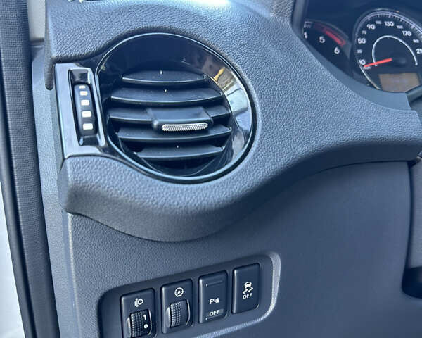 Серый Рено Колеос, объемом двигателя 2 л и пробегом 183 тыс. км за 12500 $, фото 15 на Automoto.ua