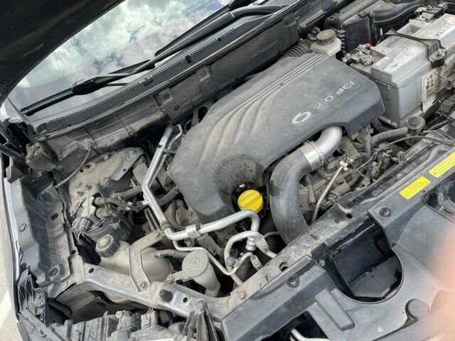 Серый Рено Колеос, объемом двигателя 2 л и пробегом 123 тыс. км за 15300 $, фото 13 на Automoto.ua