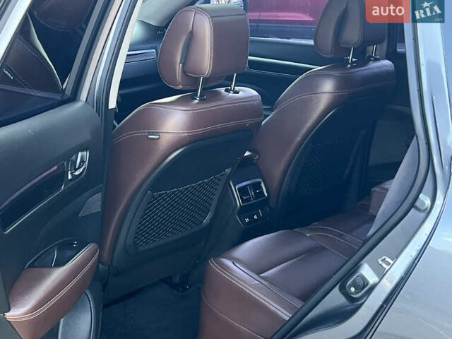 Сірий Рено Колеос, об'ємом двигуна 2 л та пробігом 166 тис. км за 18600 $, фото 27 на Automoto.ua