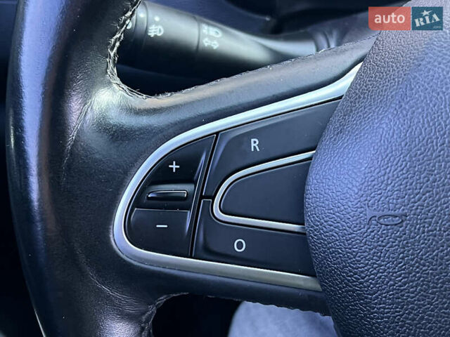 Сірий Рено Колеос, об'ємом двигуна 2 л та пробігом 166 тис. км за 18600 $, фото 42 на Automoto.ua