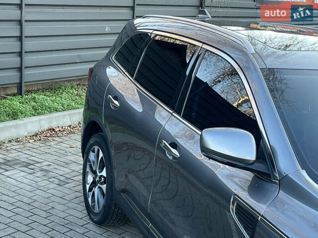 Сірий Рено Колеос, об'ємом двигуна 2 л та пробігом 166 тис. км за 18600 $, фото 13 на Automoto.ua