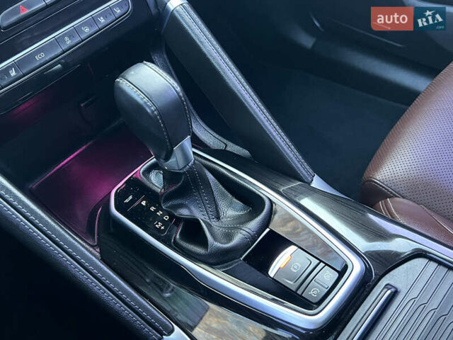 Сірий Рено Колеос, об'ємом двигуна 2 л та пробігом 166 тис. км за 18600 $, фото 44 на Automoto.ua