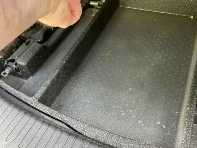 Серый Рено Колеос, объемом двигателя 2 л и пробегом 123 тыс. км за 15300 $, фото 4 на Automoto.ua