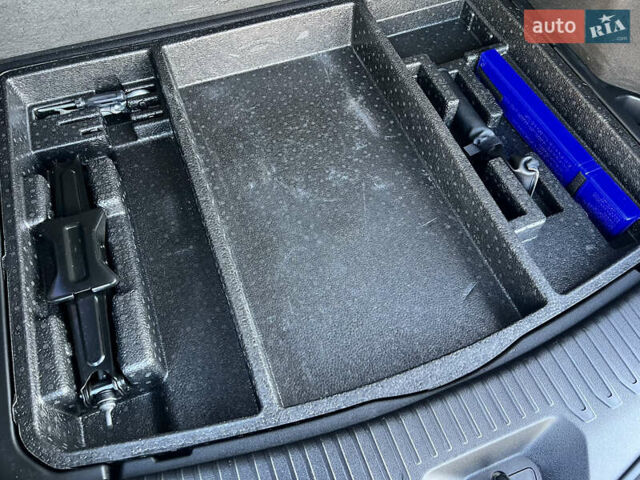 Сірий Рено Колеос, об'ємом двигуна 2 л та пробігом 166 тис. км за 18600 $, фото 56 на Automoto.ua