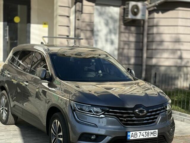 Серый Рено Колеос, объемом двигателя 2 л и пробегом 77 тыс. км за 16950 $, фото 3 на Automoto.ua