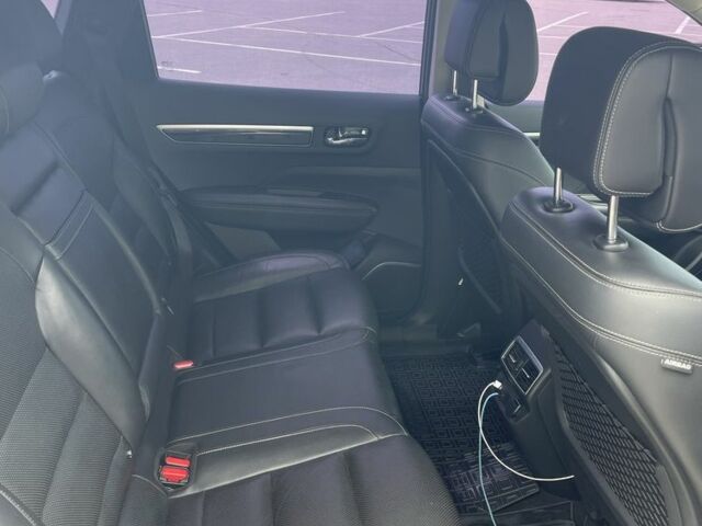 Серый Рено Колеос, объемом двигателя 2 л и пробегом 123 тыс. км за 15300 $, фото 17 на Automoto.ua