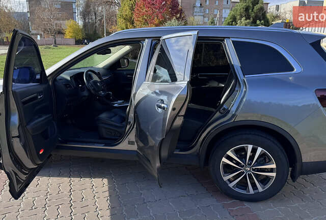 Сірий Рено Колеос, об'ємом двигуна 2 л та пробігом 121 тис. км за 21500 $, фото 4 на Automoto.ua