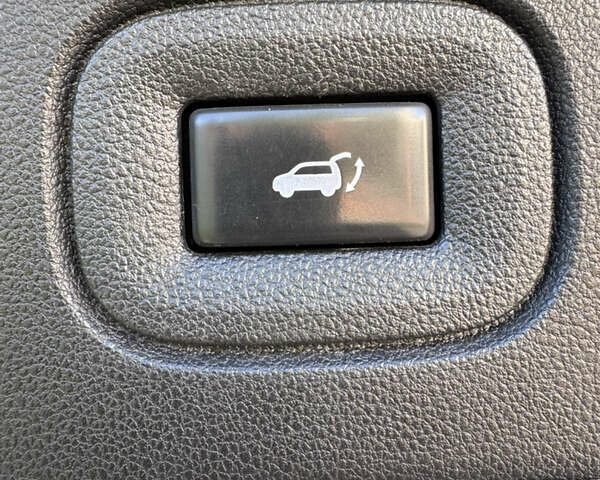 Сірий Рено Колеос, об'ємом двигуна 2 л та пробігом 121 тис. км за 21500 $, фото 10 на Automoto.ua