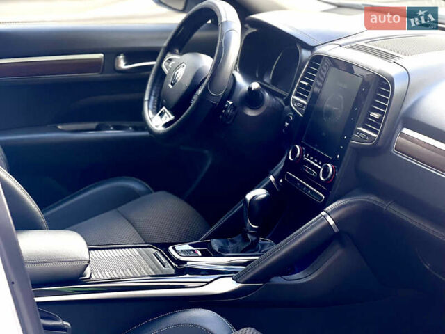 Серый Рено Колеос, объемом двигателя 1.75 л и пробегом 152 тыс. км за 24700 $, фото 26 на Automoto.ua