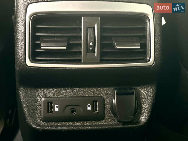 Серый Рено Колеос, объемом двигателя 1.75 л и пробегом 152 тыс. км за 24700 $, фото 17 на Automoto.ua