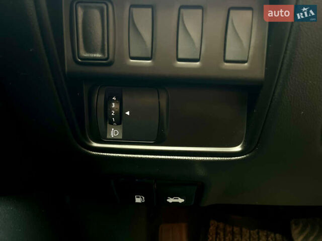 Серый Рено Колеос, объемом двигателя 1.75 л и пробегом 152 тыс. км за 24700 $, фото 15 на Automoto.ua