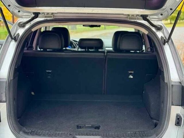 Серый Рено Колеос, объемом двигателя 2 л и пробегом 100 тыс. км за 18500 $, фото 6 на Automoto.ua