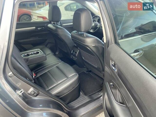 Серый Рено Колеос, объемом двигателя 2 л и пробегом 65 тыс. км за 18500 $, фото 11 на Automoto.ua