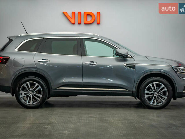 Серый Рено Колеос, объемом двигателя 2.5 л и пробегом 79 тыс. км за 23504 $, фото 3 на Automoto.ua