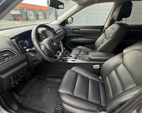 Рено Колеос 2021 в Харькове на Automoto.ua Серый Рено Колеос, объемом двигателя 2.49 л и пробегом 13 тыс. км за 31000 $, фото 4 на Automoto.ua