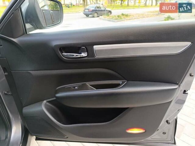 Серый Рено Колеос, объемом двигателя 2.49 л и пробегом 36 тыс. км за 25500 $, фото 64 на Automoto.ua