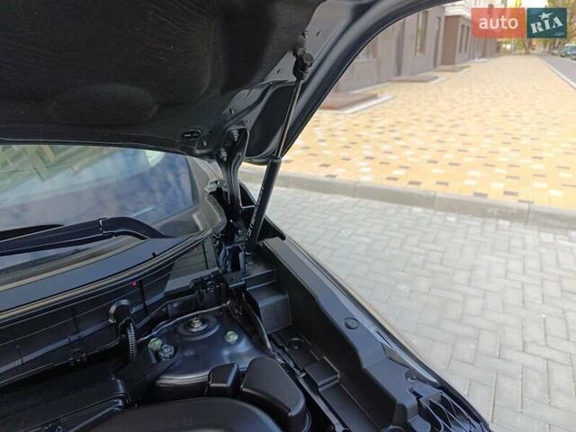 Серый Рено Колеос, объемом двигателя 2.49 л и пробегом 36 тыс. км за 25500 $, фото 79 на Automoto.ua