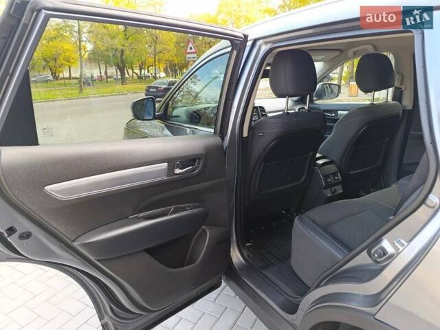 Серый Рено Колеос, объемом двигателя 2.49 л и пробегом 36 тыс. км за 25500 $, фото 52 на Automoto.ua