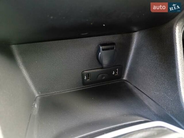 Серый Рено Колеос, объемом двигателя 2.49 л и пробегом 36 тыс. км за 25500 $, фото 44 на Automoto.ua