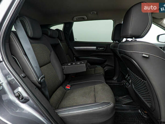 Серый Рено Колеос, объемом двигателя 2.5 л и пробегом 79 тыс. км за 23504 $, фото 19 на Automoto.ua