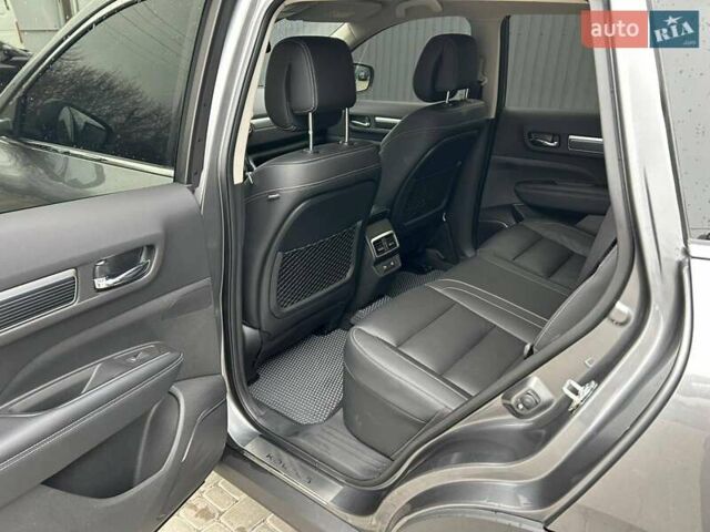 Серый Рено Колеос, объемом двигателя 2 л и пробегом 36 тыс. км за 25500 $, фото 40 на Automoto.ua