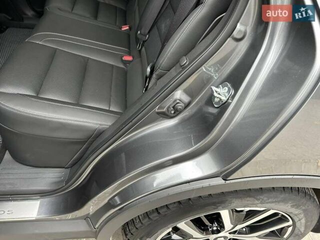 Серый Рено Колеос, объемом двигателя 2 л и пробегом 36 тыс. км за 25500 $, фото 41 на Automoto.ua