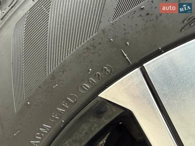 Рено Колеос 2023 в Белой Церкве на Automoto.ua Серый Рено Колеос, объемом двигателя 2.49 л и пробегом 23 тыс. км за 28500 $, фото 32 на Automoto.ua