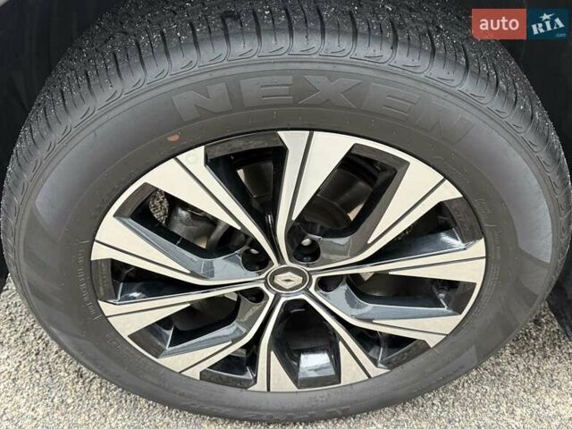 Рено Колеос 2023 в Белой Церкве на Automoto.ua Серый Рено Колеос, объемом двигателя 2.49 л и пробегом 23 тыс. км за 28500 $, фото 31 на Automoto.ua