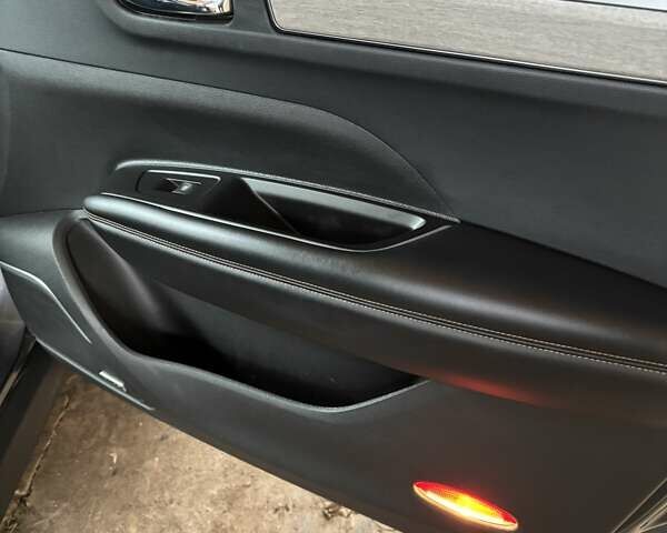 Серый Рено Колеос, объемом двигателя 2.49 л и пробегом 54 тыс. км за 30000 $, фото 21 на Automoto.ua