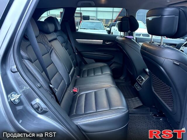 Серый Рено Колеос, объемом двигателя 2.5 л и пробегом 51 тыс. км за 26983 $, фото 12 на Automoto.ua