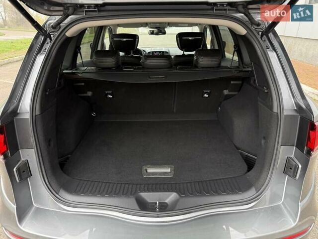 Рено Колеос 2023 в Белой Церкве на Automoto.ua Серый Рено Колеос, объемом двигателя 2.49 л и пробегом 23 тыс. км за 28500 $, фото 34 на Automoto.ua