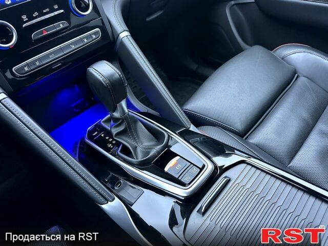 Серый Рено Колеос, объемом двигателя 2.5 л и пробегом 51 тыс. км за 26983 $, фото 10 на Automoto.ua